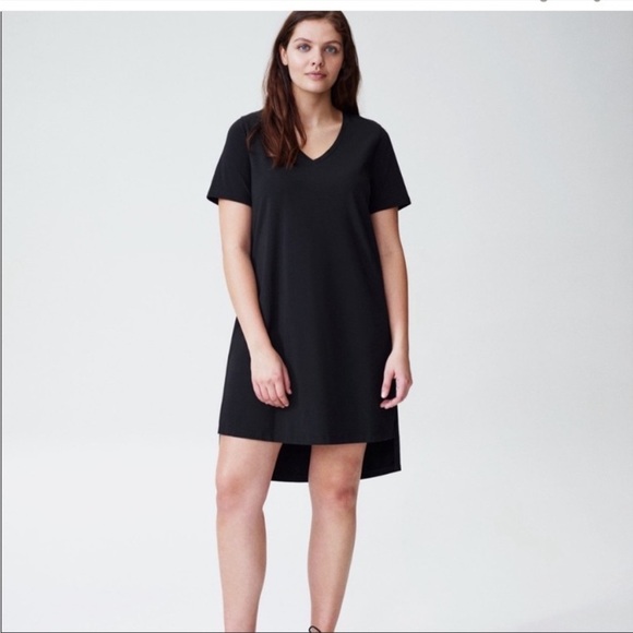 Universal Standard Dresses & Skirts - Universal Standard Navy Tesino Short Sleeve Dress Size 3XS